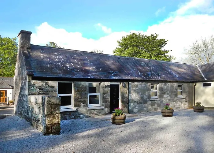 Machermore Castle East Lodge